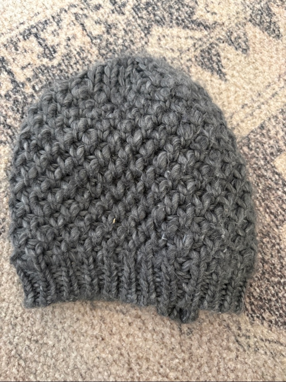 Old Navy Chunky Knit Beanie - Dark Gray